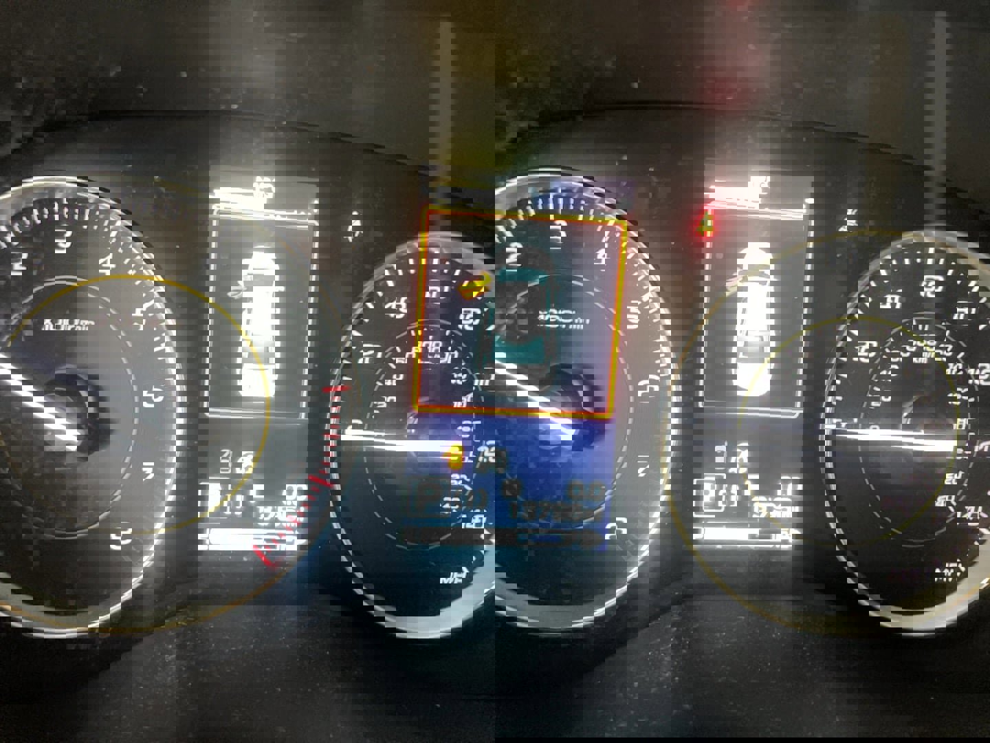 Used 2022 Subaru Crosstrek 2.5i Sport w/ Moonroof Package image 15