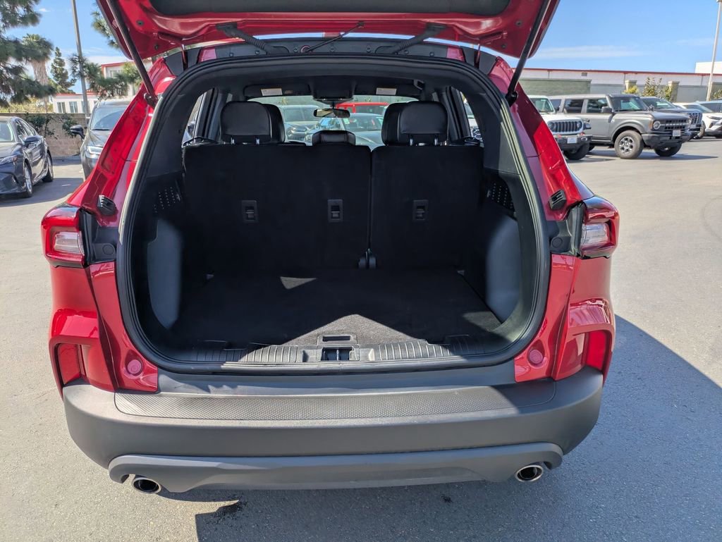 Used 2025 Ford Escape ST-Line image 31