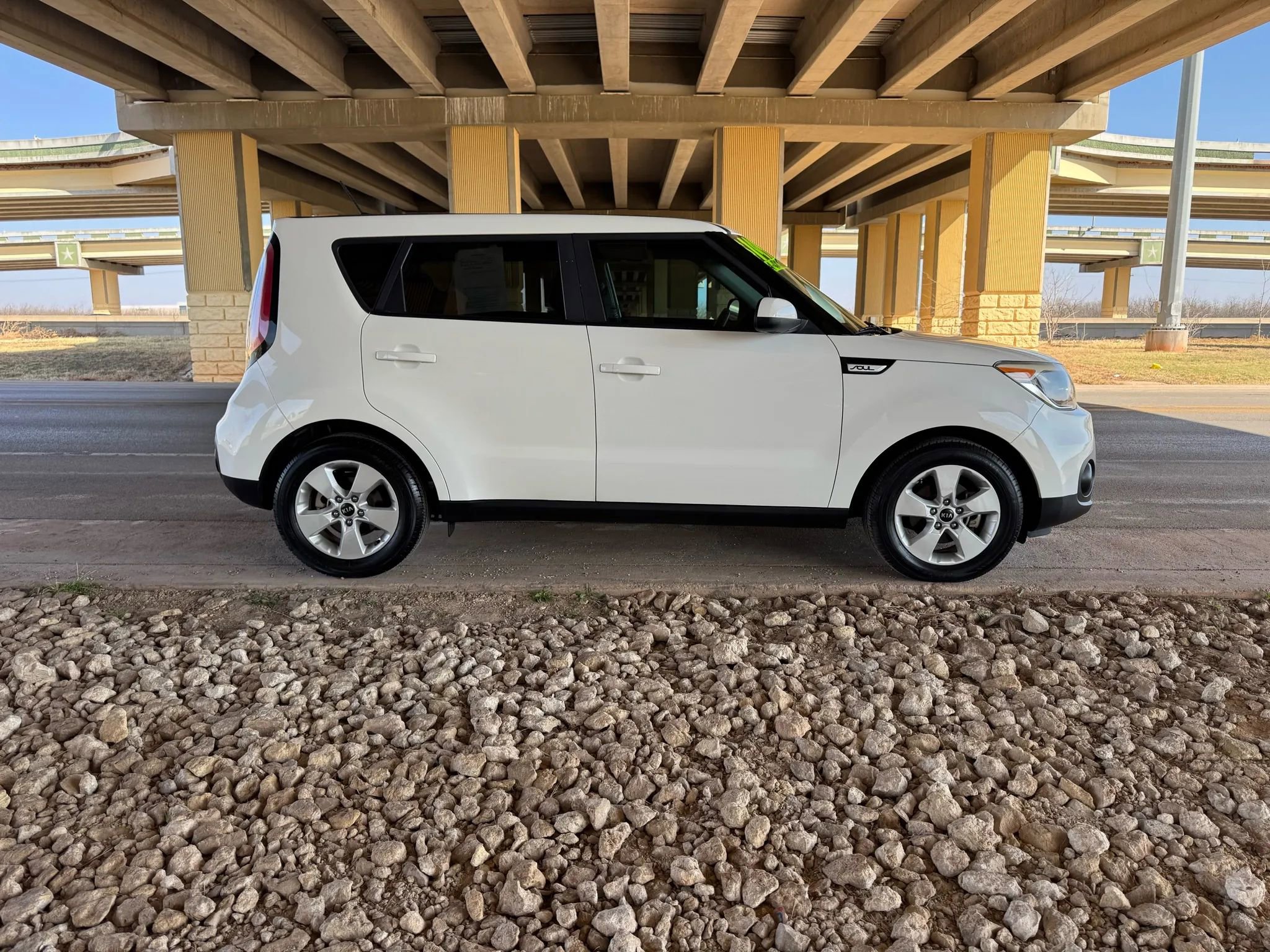 Used 2019 Kia Soul image 2