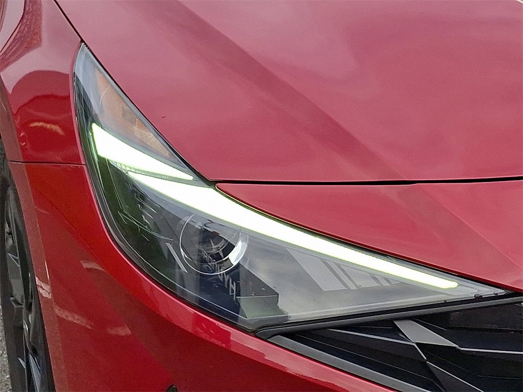 Used 2023 Hyundai Elantra SEL image 10