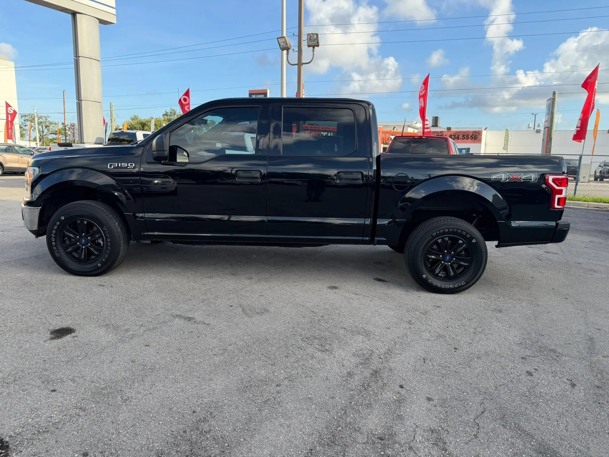 Used 2018 Ford F150 XLT AWD/4WD image 9