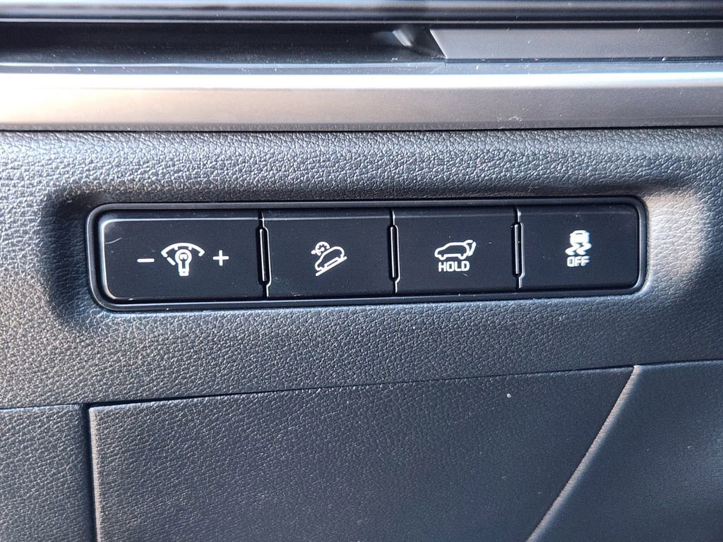 Used 2025 Kia Telluride S AWD/4WD image 13