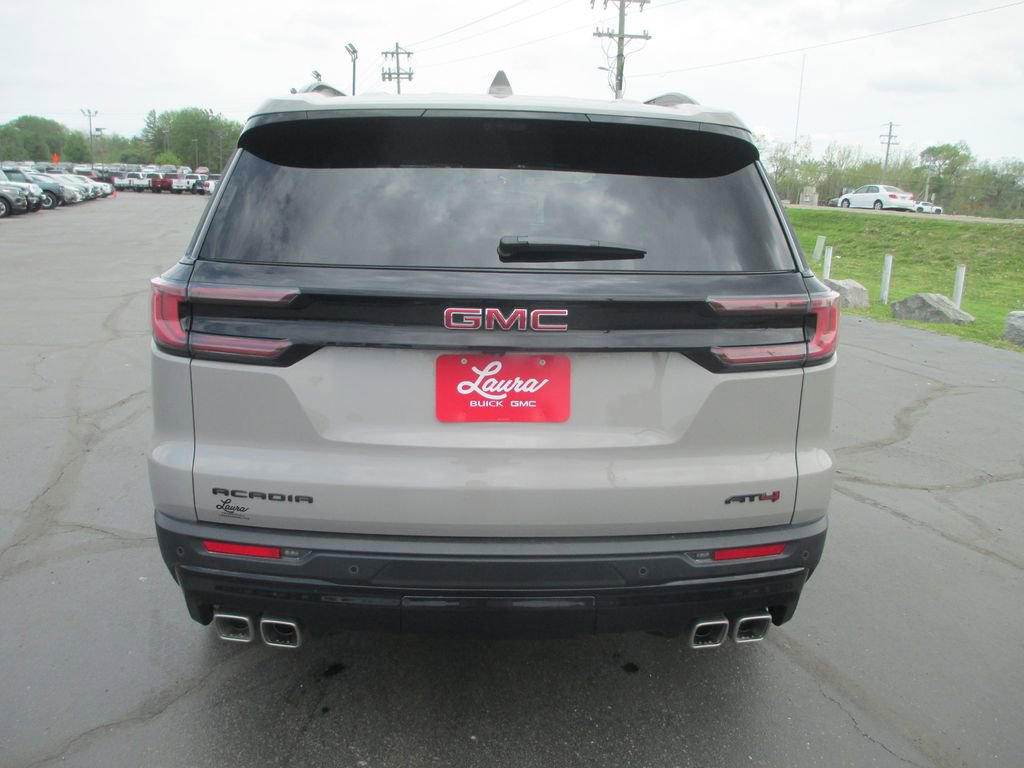 Used 2026 GMC Acadia AT4 w/ Super Cruise Package AWD/4WD image 7