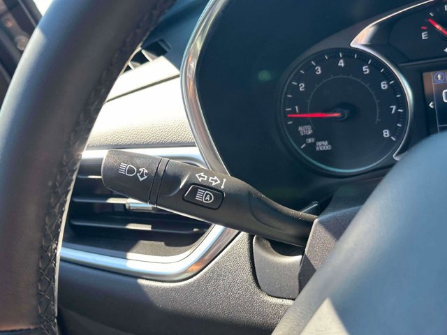 Used 2023 Chevrolet Equinox LT w/ Driver Convenience Package image 24