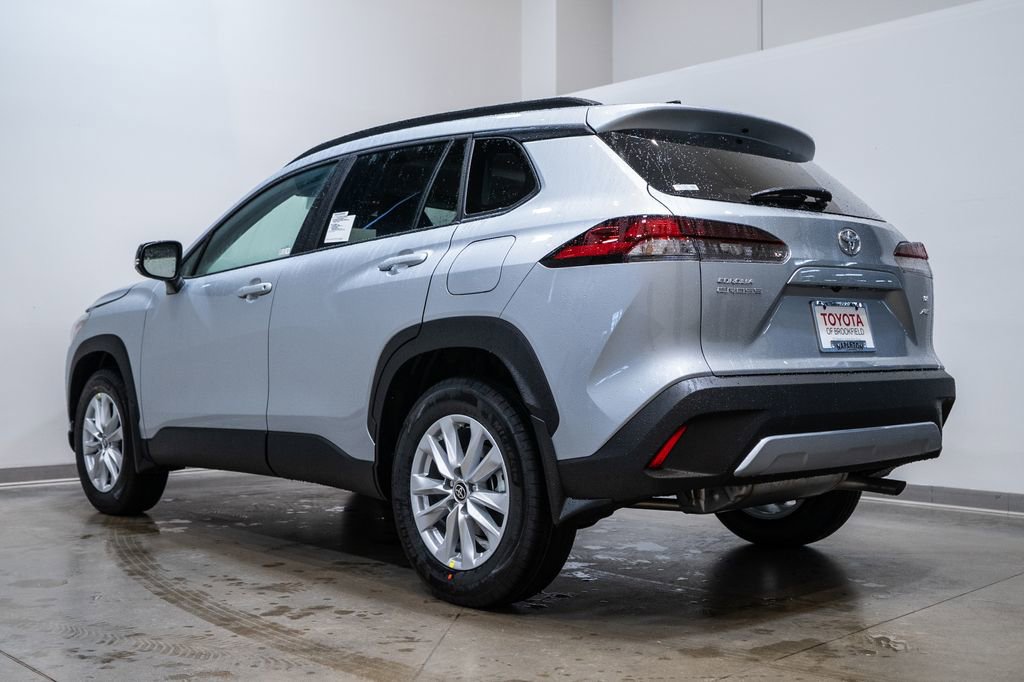 New 2026 Toyota Corolla Cross LE image 4