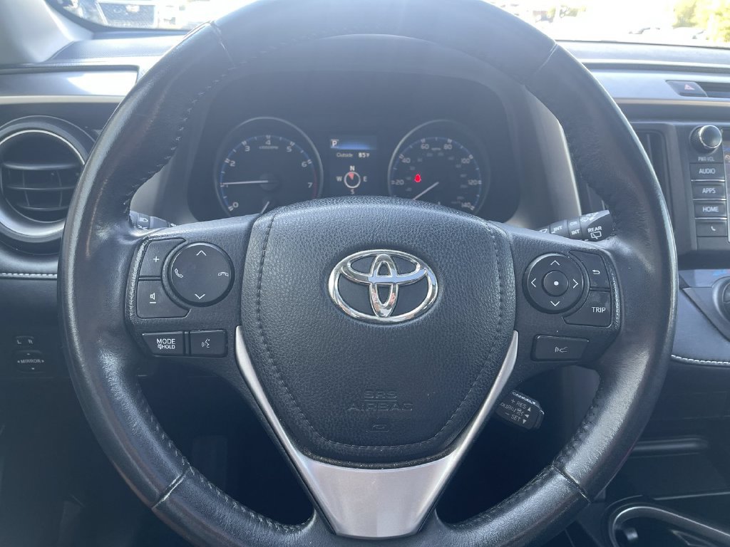 Used 2017 Toyota RAV4 XLE AWD/4WD image 19