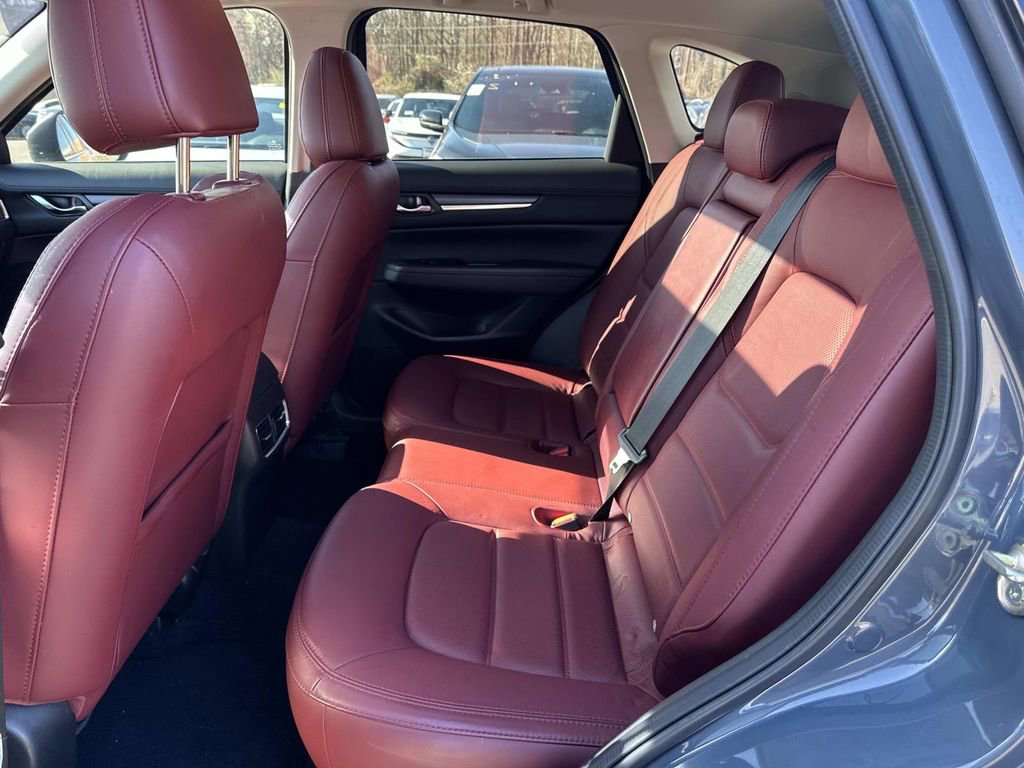 Used 2023 MAZDA CX-5 Carbon Edition image 29