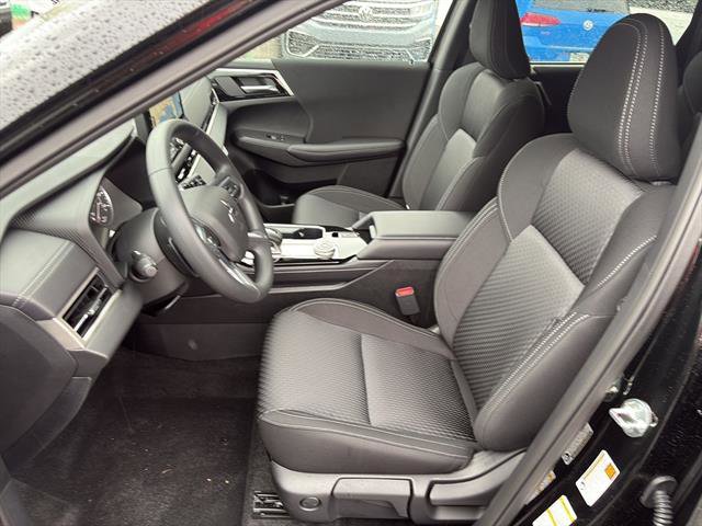 New 2026 Mitsubishi Outlander ES image 14