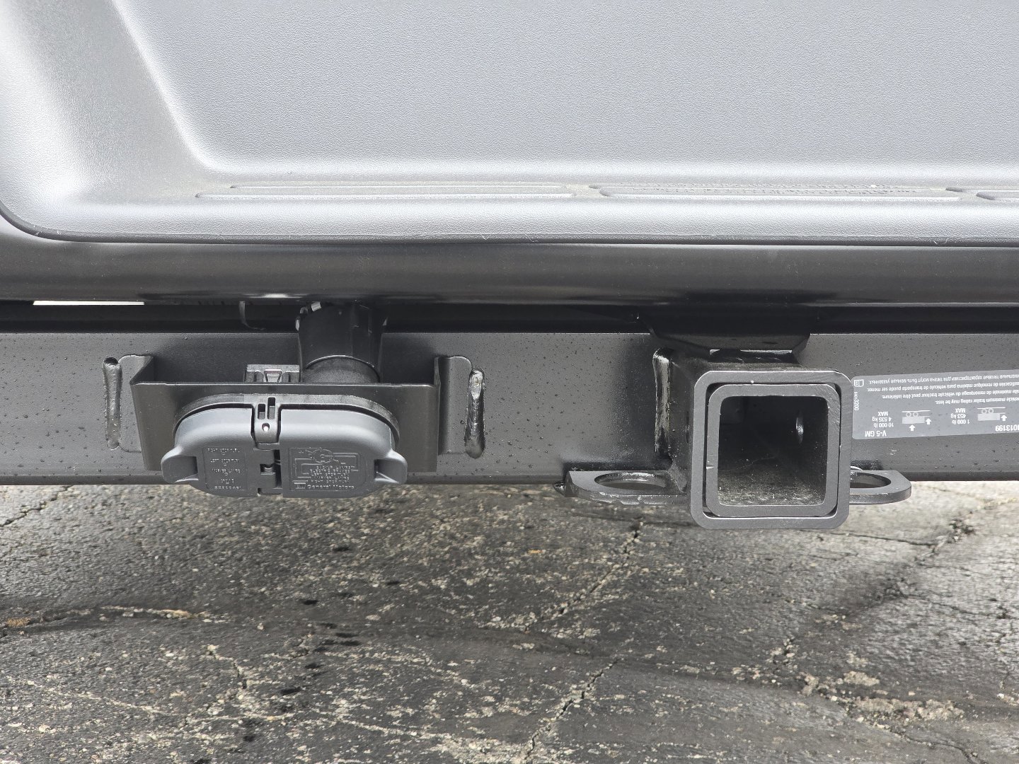 New 2026 Chevrolet Express 2500 Extended w/ Driver Convenience Package RWD image 8