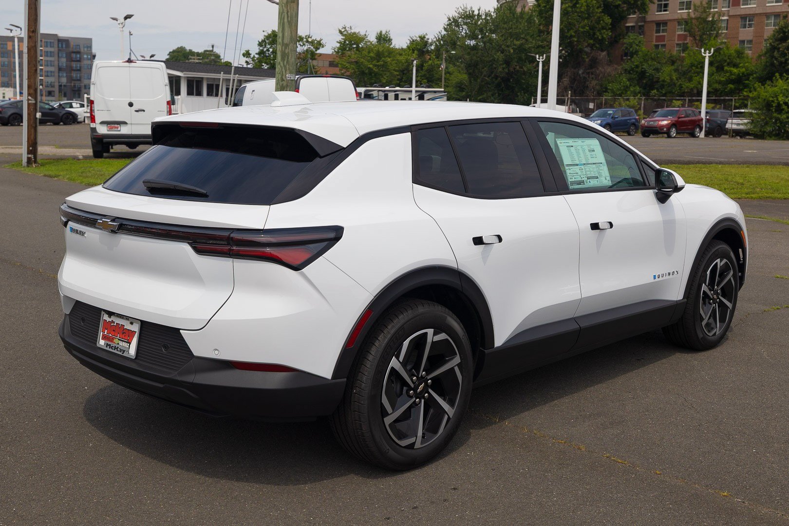 New 2026 Chevrolet Equinox EV LT FWD image 37