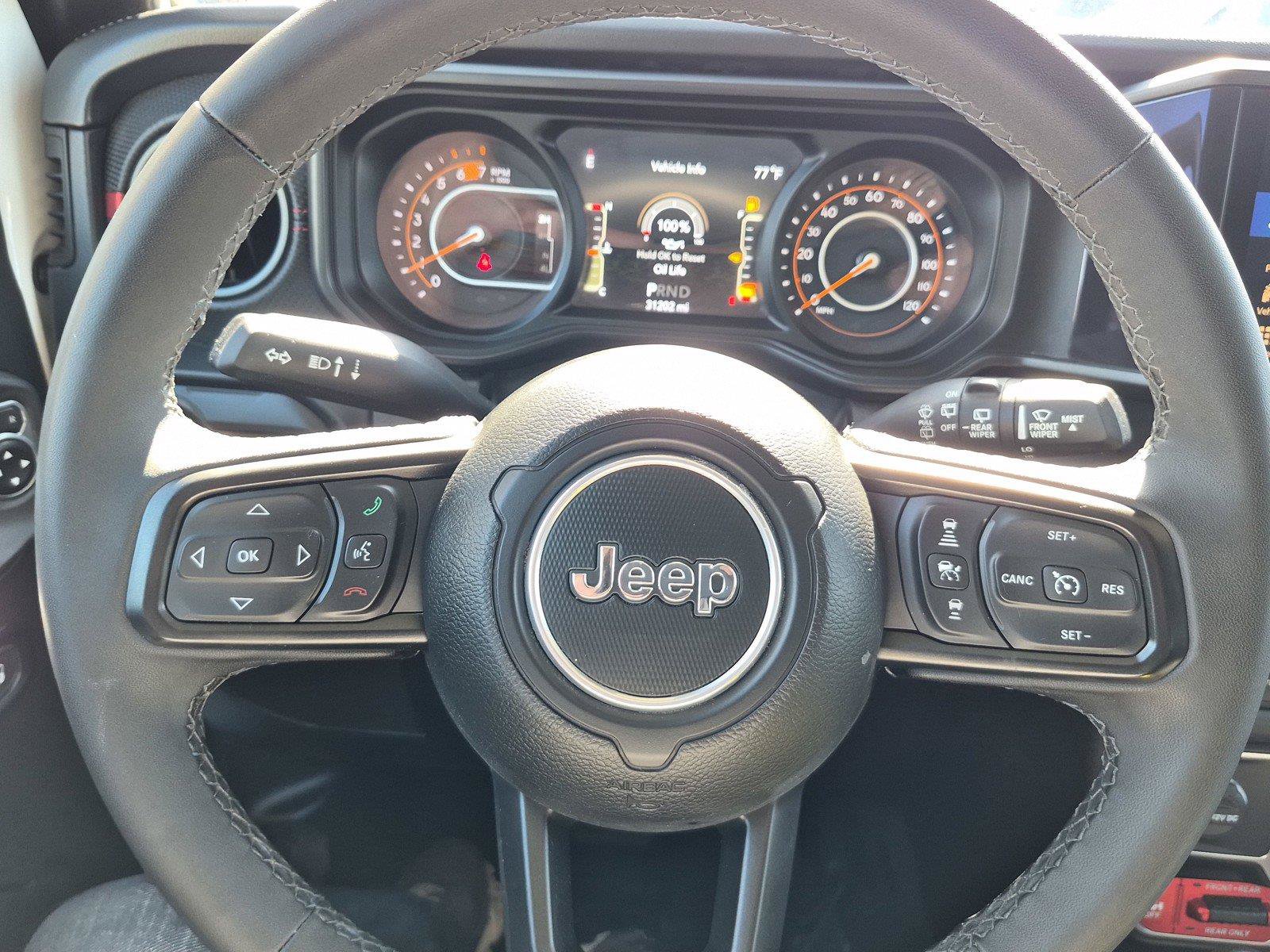 Certified 2025 Jeep Wrangler Unlimited Rubicon AWD/4WD image 29