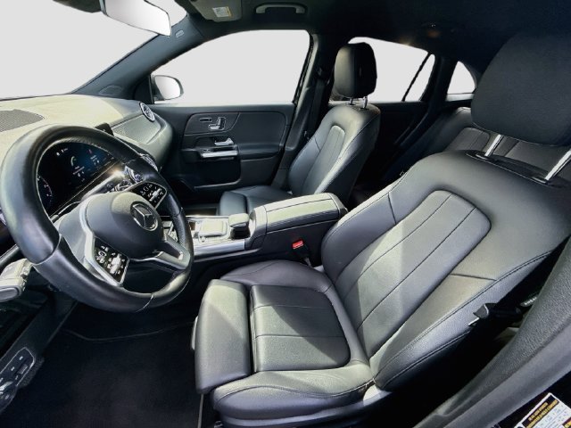 Used 2023 Mercedes-Benz GLA 250 4MATIC image 26