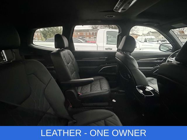 Used 2024 Kia Telluride EX X-Line image 3