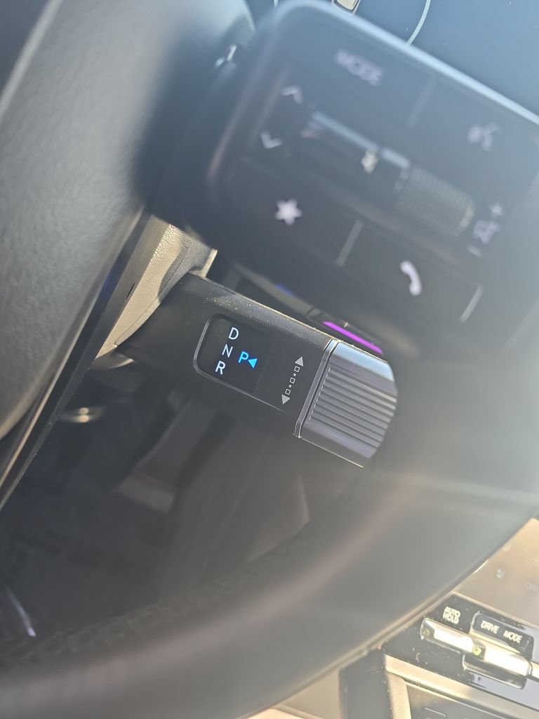 Used 2025 Hyundai Santa Fe Calligraphy AWD/4WD image 19