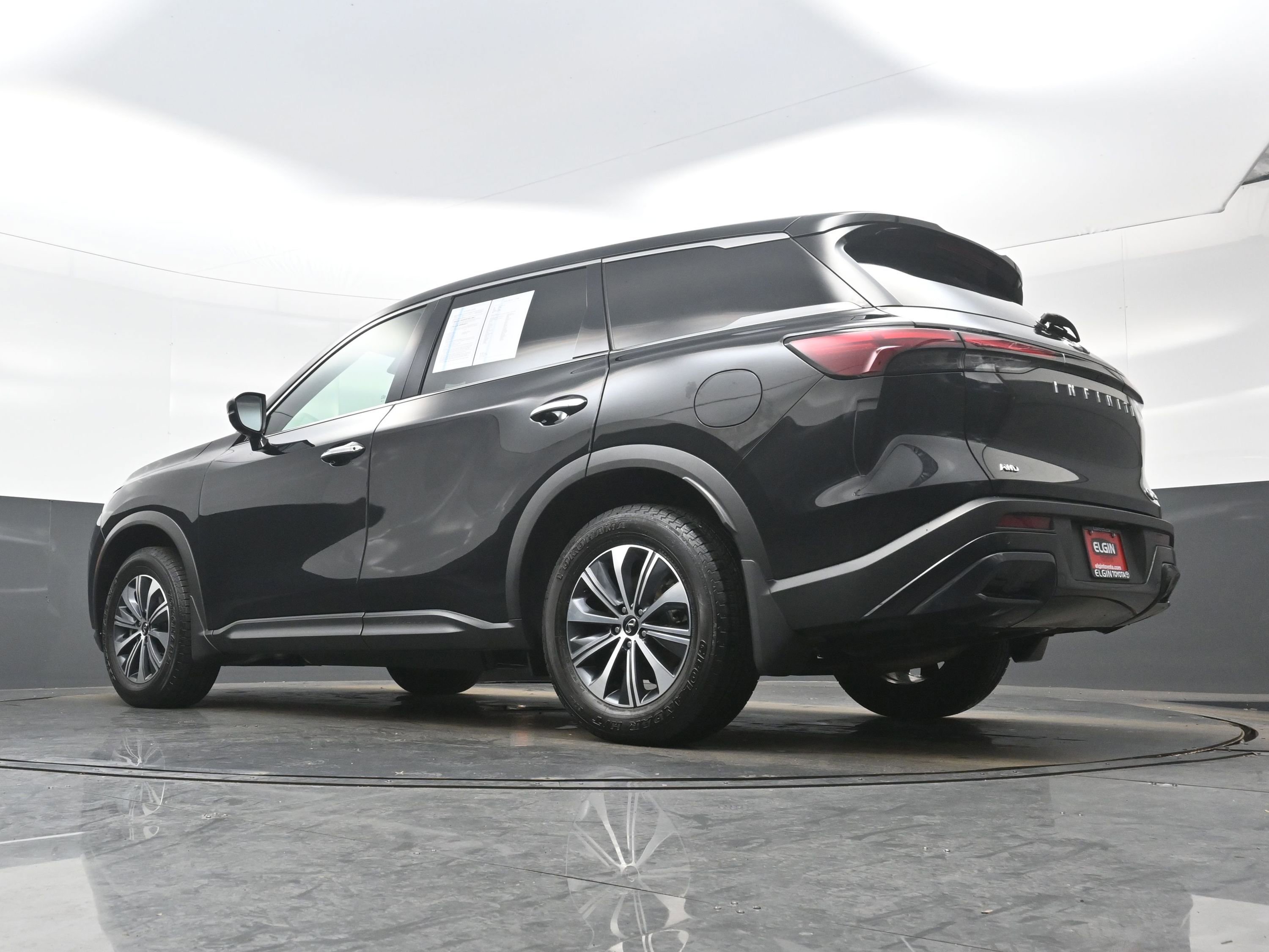 Used 2024 INFINITI QX60 Pure image 32