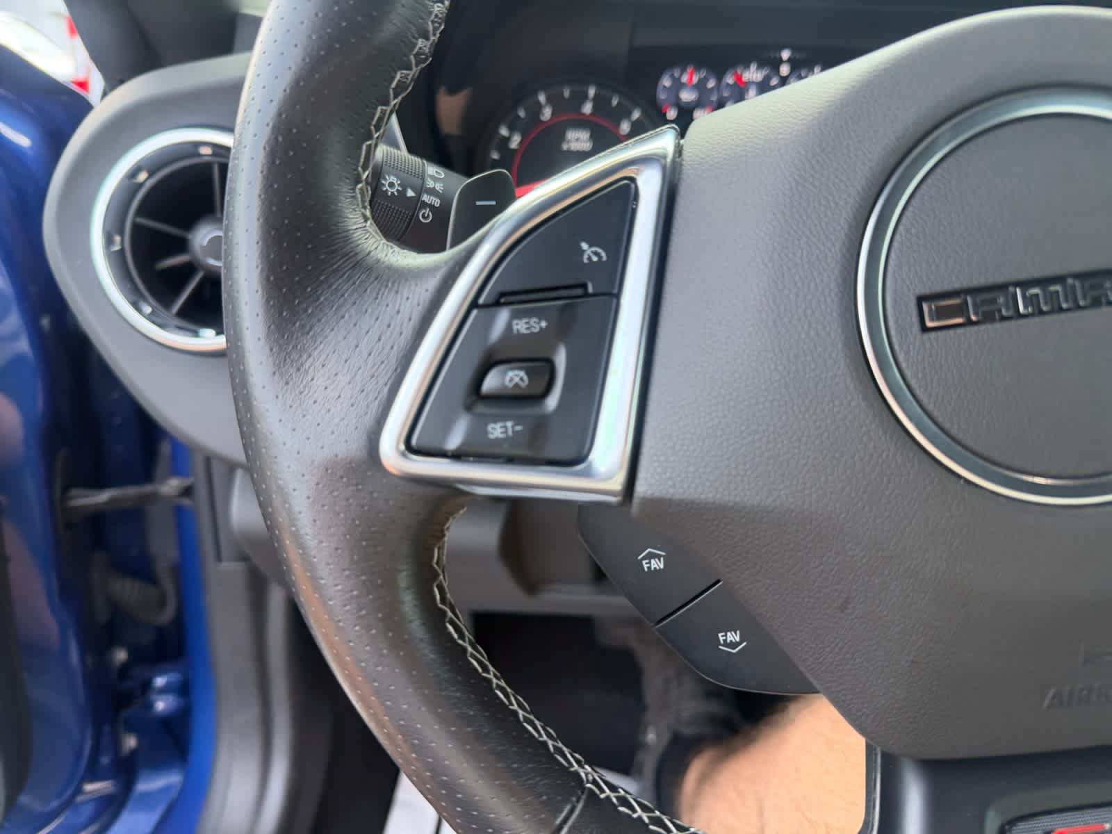 Used 2022 Chevrolet Camaro SS RWD image 33