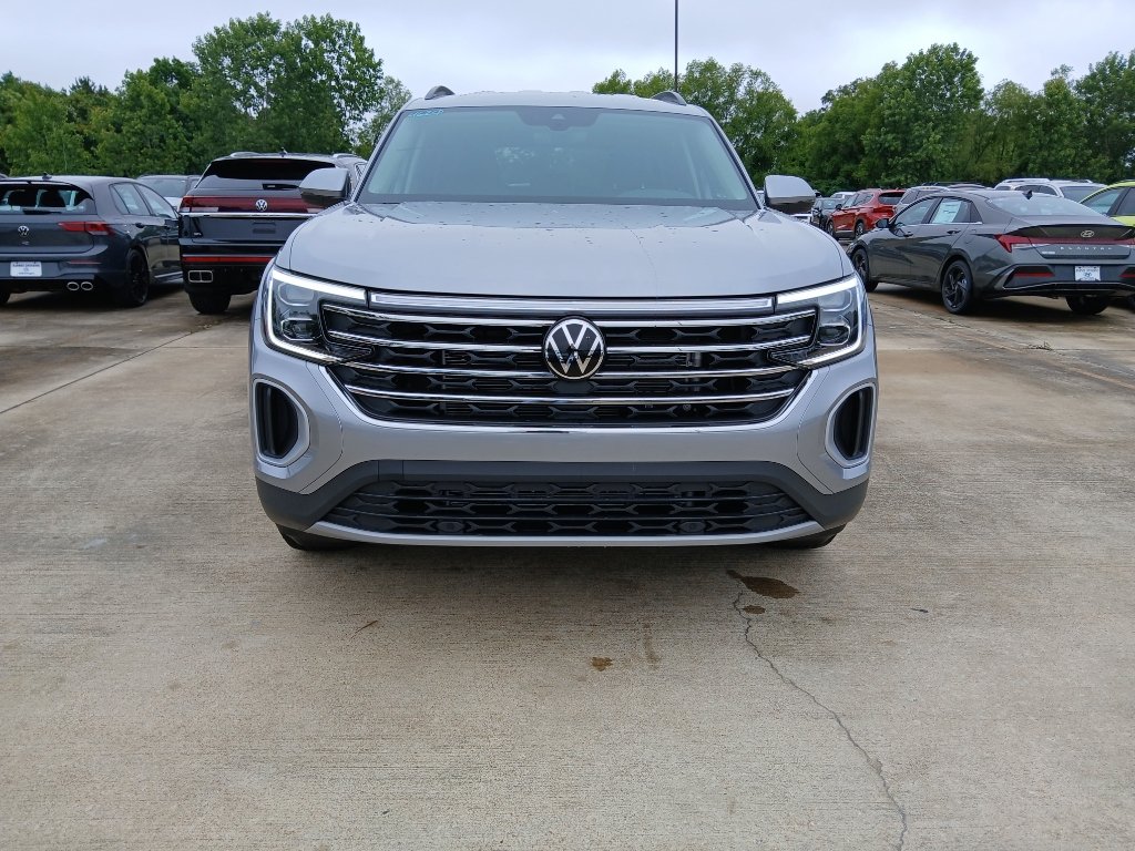 New 2026 Volkswagen Atlas SE FWD image 8