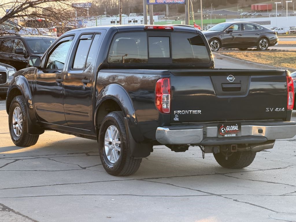 Used 2019 Nissan Frontier SV image 5