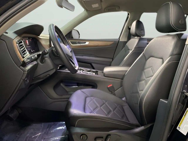 Used 2026 Volkswagen Atlas SE FWD image 19
