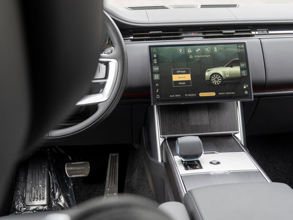 New 2026 Land Rover Range Rover Autobiography image 20