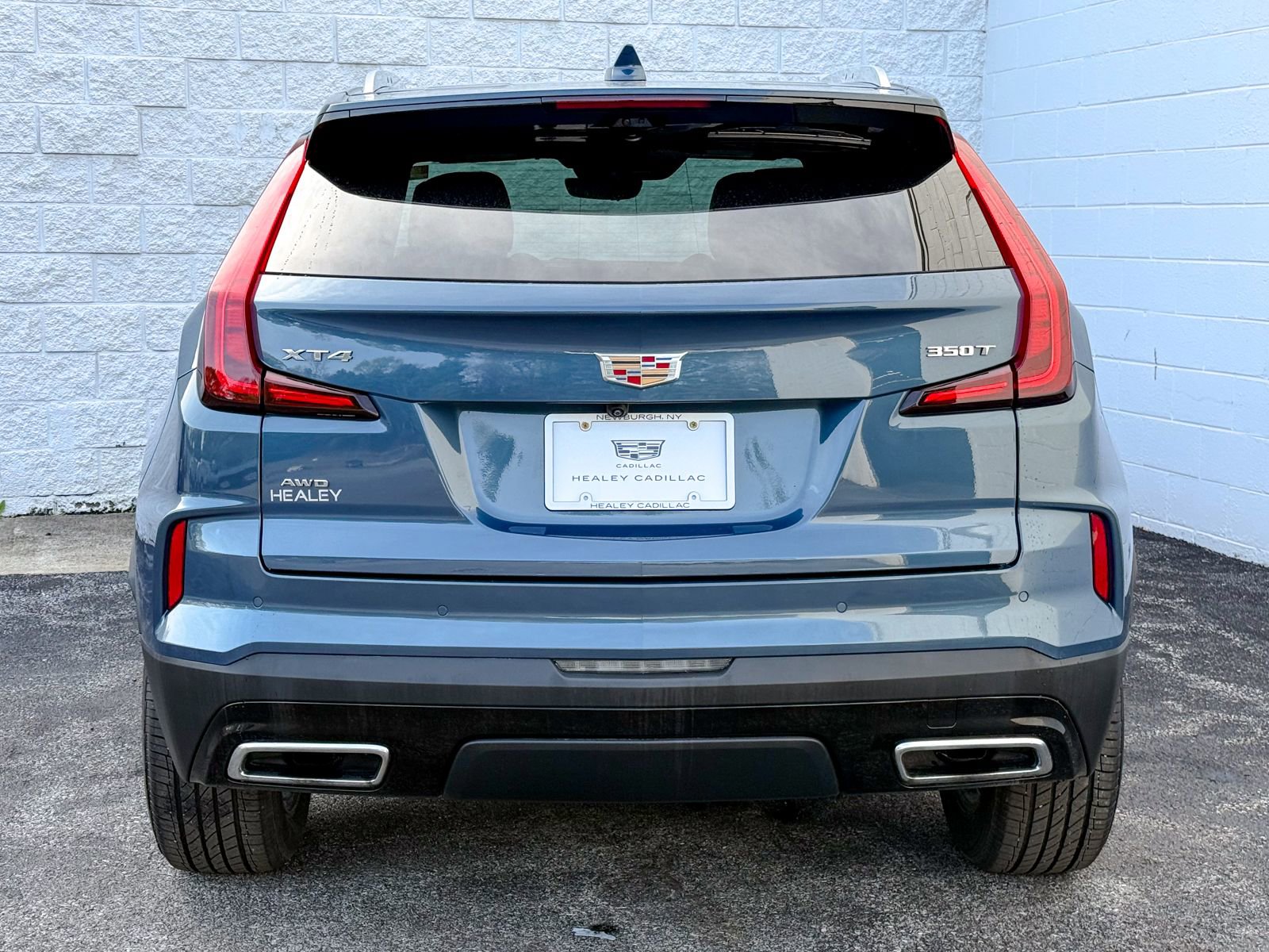 Certified 2024 Cadillac XT4 Premium Luxury w/ Technology Package image 7