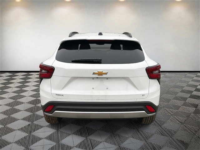 New 2026 Chevrolet Trax LT w/ Driver Confidence Package image 6
