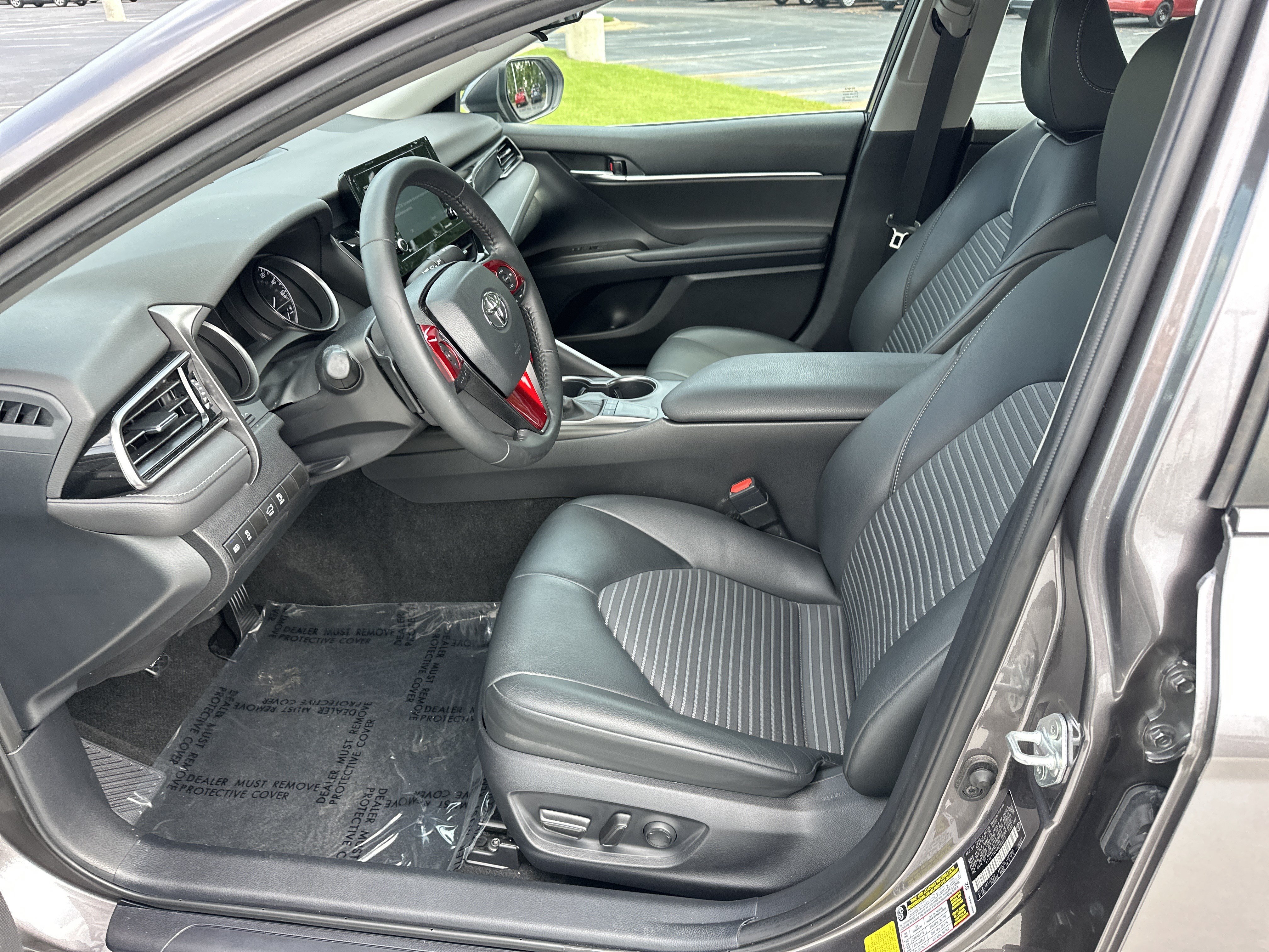 Certified 2023 Toyota Camry SE FWD image 16