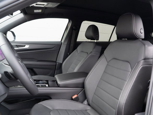 New 2026 Volkswagen Atlas Cross Sport SEL R-Line image 8