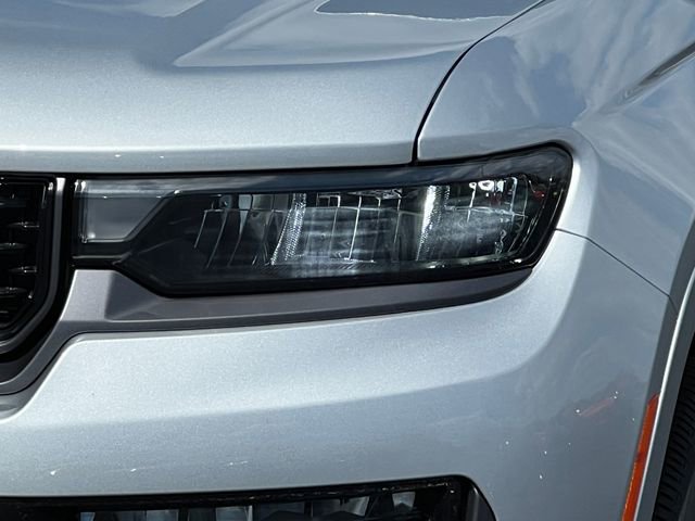 New 2026 Jeep Grand Cherokee L Limited AWD/4WD image 44