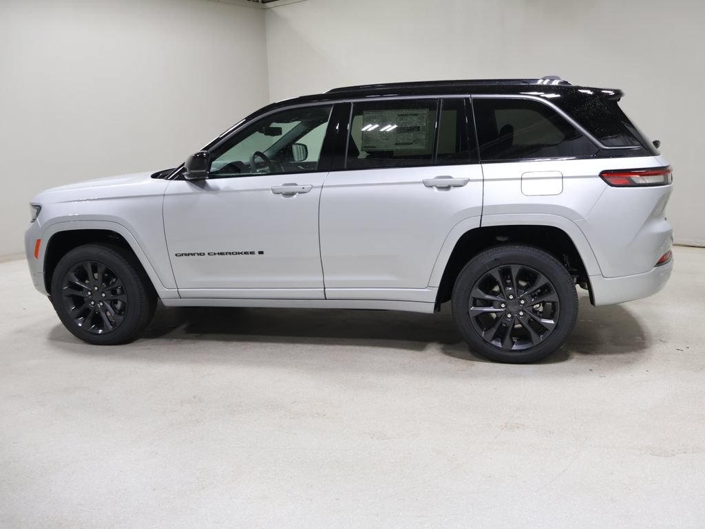 New 2026 Jeep Grand Cherokee Limited AWD/4WD image 4