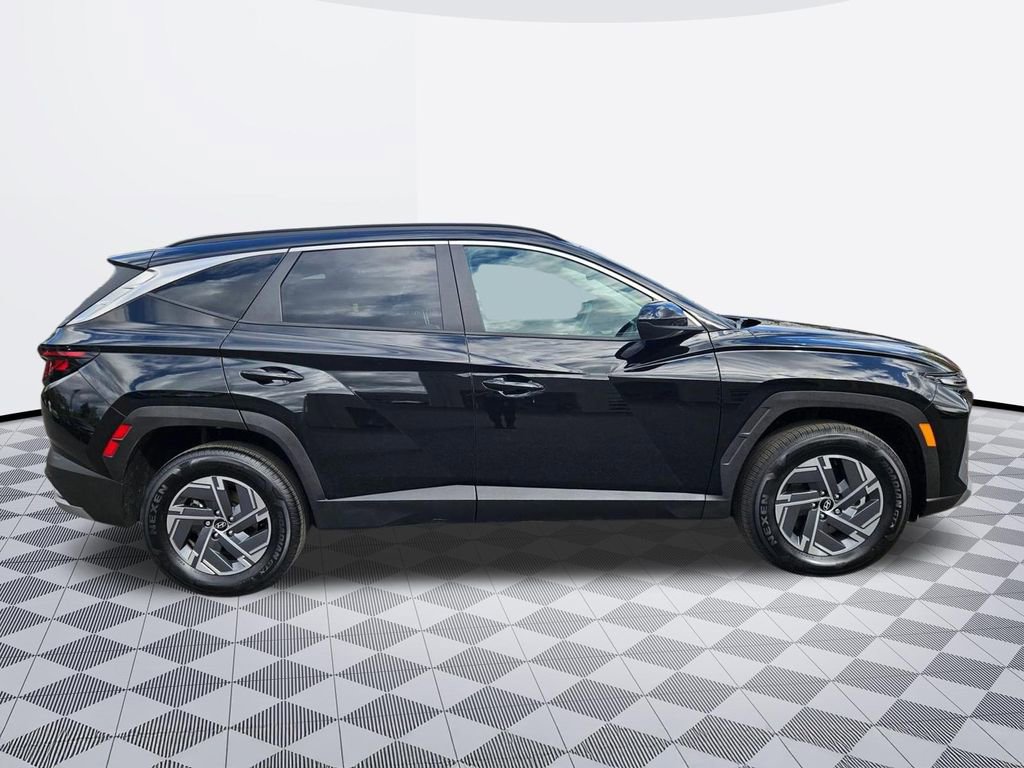 Certified 2025 Hyundai Tucson Blue AWD/4WD image 7