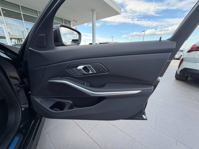 New 2026 BMW 330i Sedan w/ Convenience Package RWD image 23