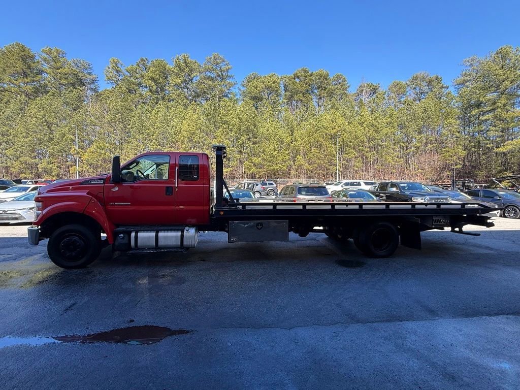 Used 2017 Ford F650 2WD SuperCab Super Duty image 4