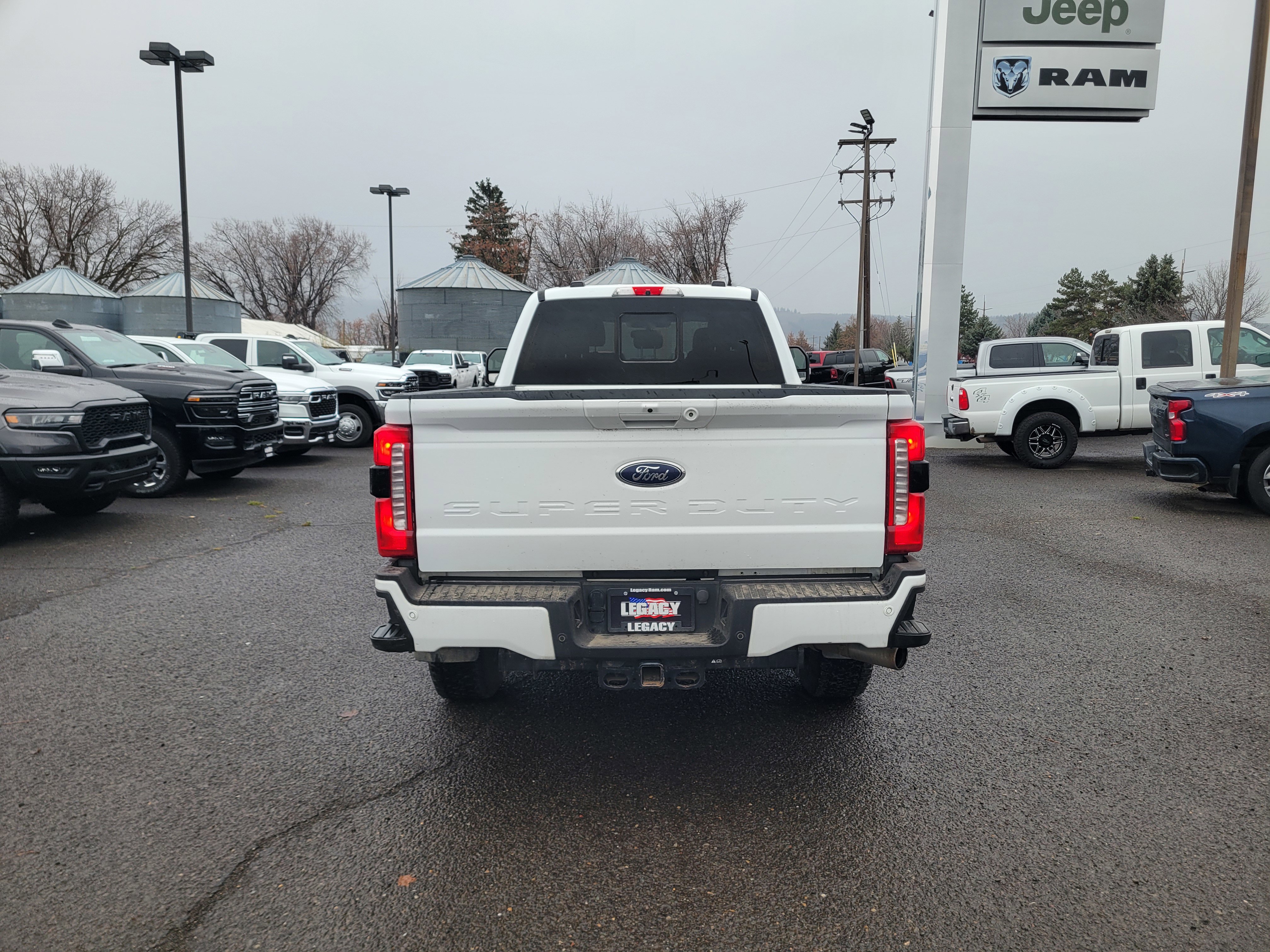 Used 2023 Ford F350 XLT w/ XLT Premium Package image 4