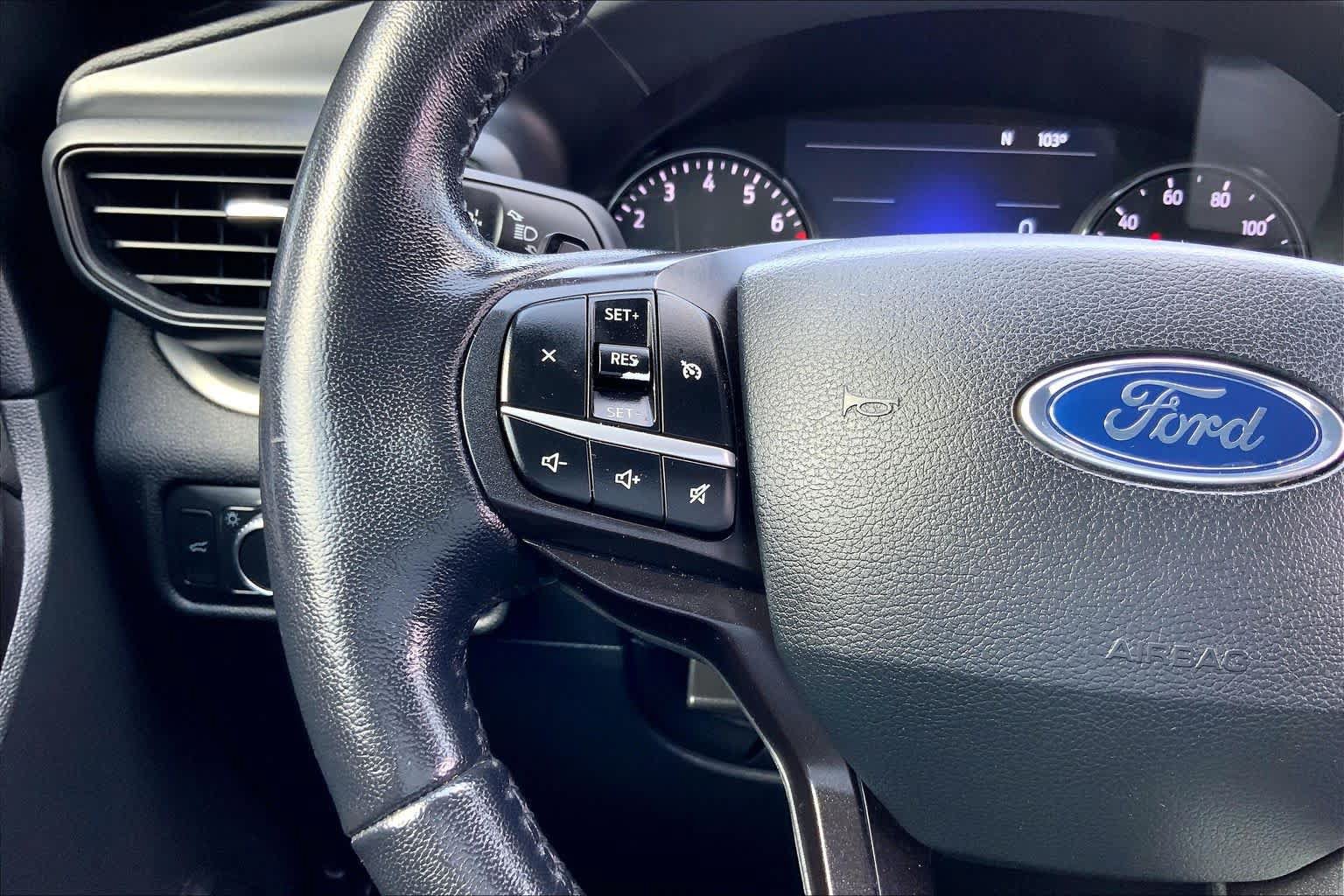 Used 2020 Ford Explorer XLT w/ Comfort Package AWD/4WD image 24