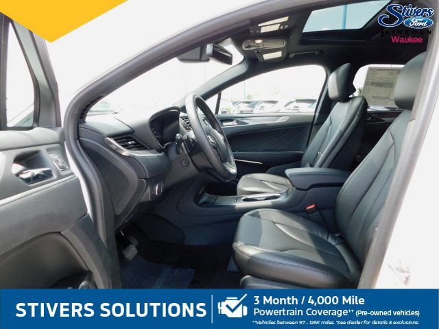 Used 2019 Lincoln MKC Reserve image 9