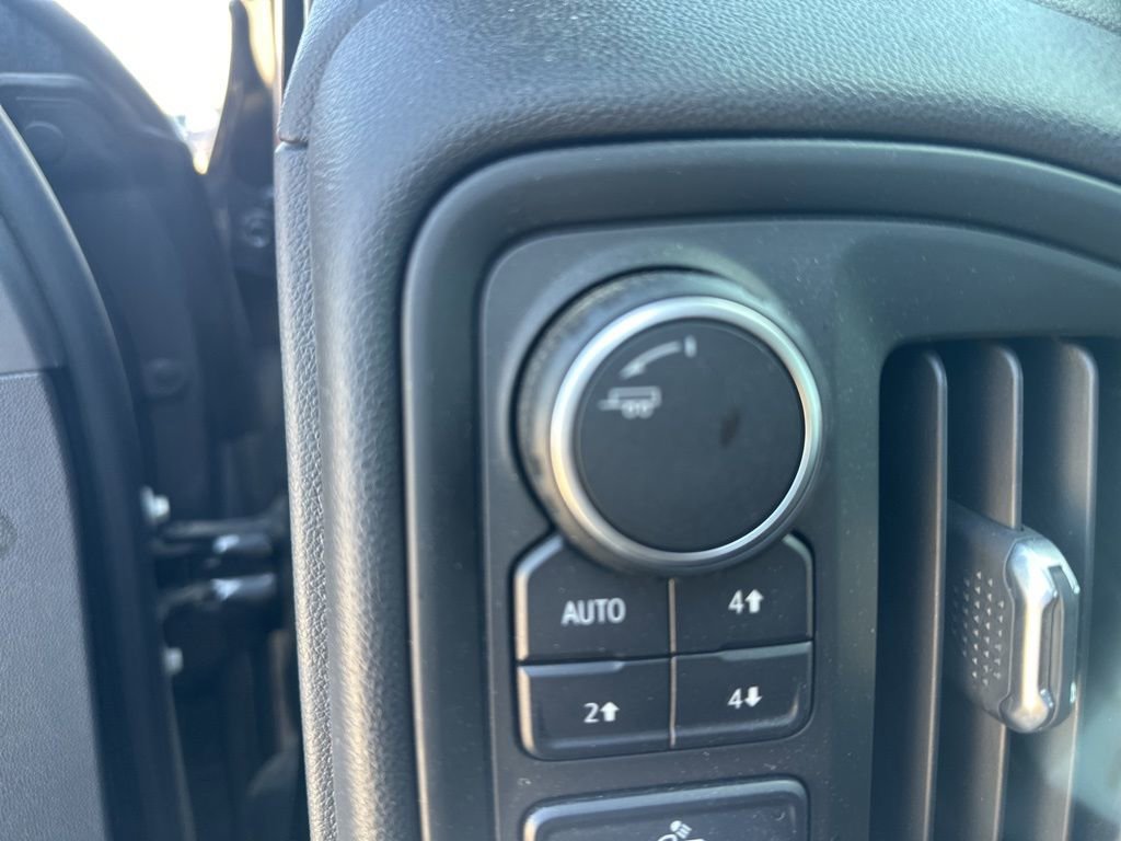 Used 2023 Chevrolet Silverado 1500 Custom Trail Boss AWD/4WD image 11