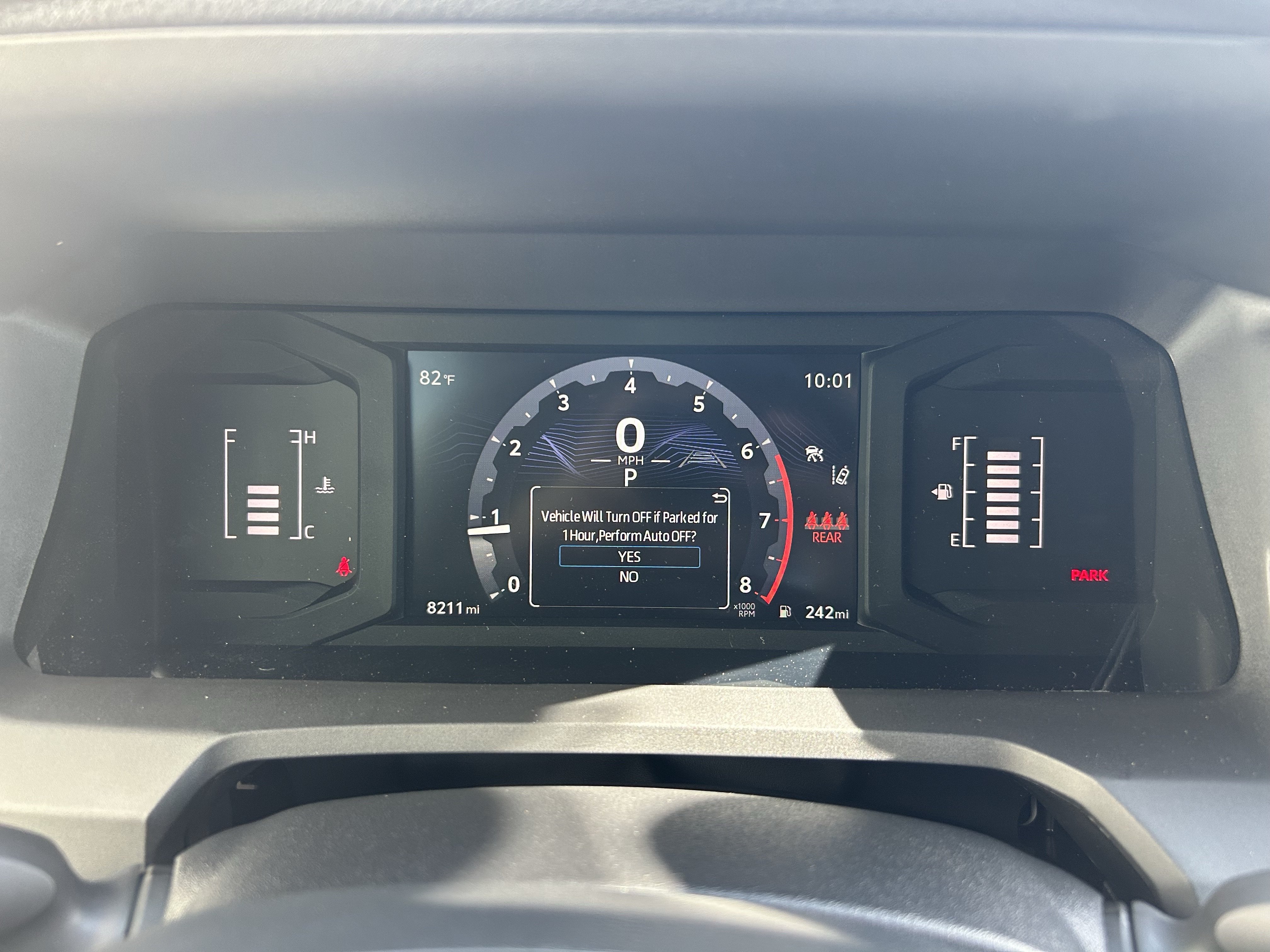 Certified 2025 Toyota Tacoma SR5 AWD/4WD image 23