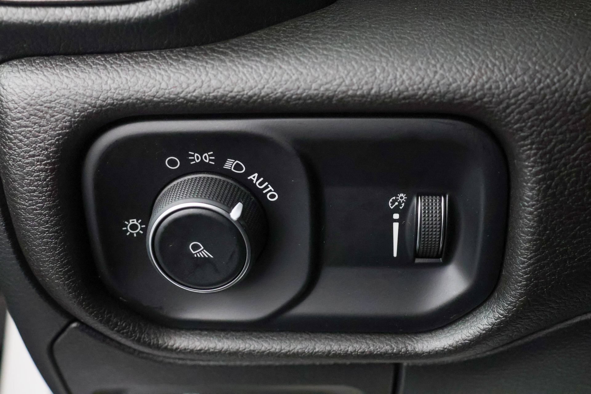 Used 2023 RAM 1500 Tradesman w/ Tradesman Group AWD/4WD image 19