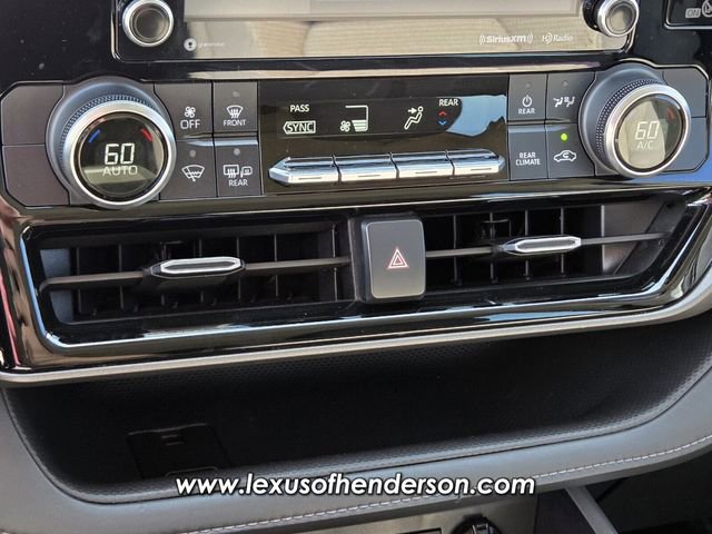 Used 2022 Toyota Highlander LE image 29