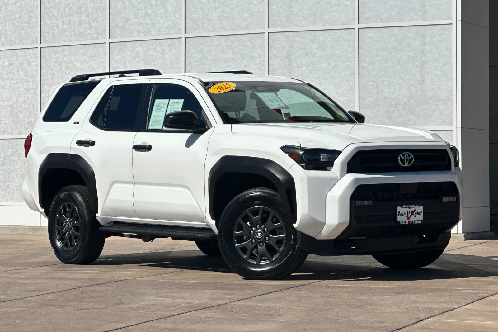 Certified 2025 Toyota 4Runner SR5 AWD/4WD image 2