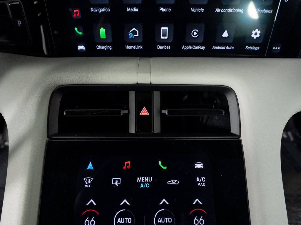 Certified 2024 Porsche Taycan RWD image 25
