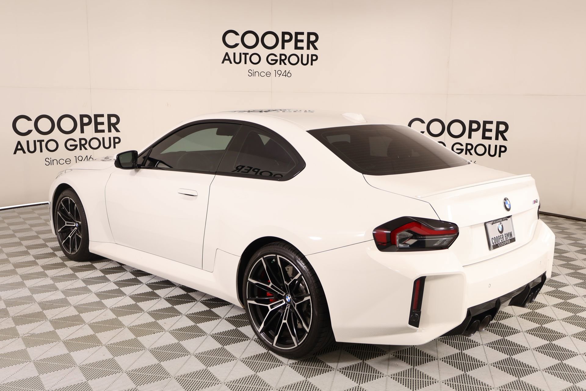 Used 2026 BMW M2 w/ Lighting Package RWD image 23