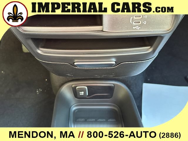New 2027 Chrysler Pacifica Select AWD/4WD image 31