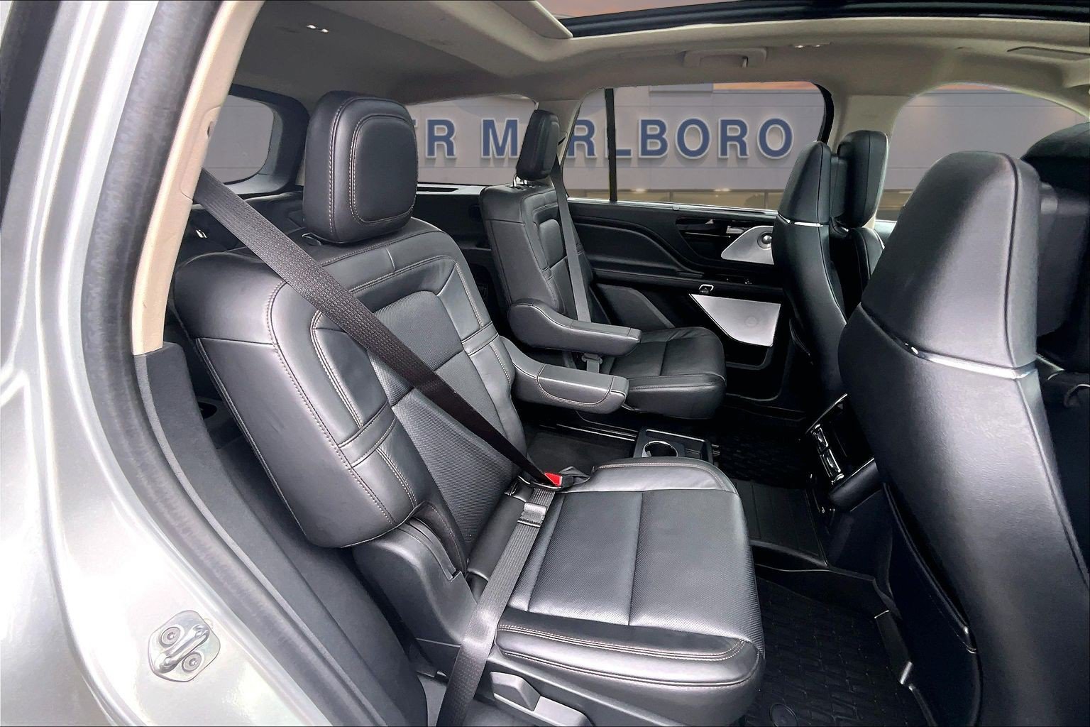 Used 2023 Lincoln Aviator Grand Touring w/ Equipment Group 301A AWD/4WD image 27