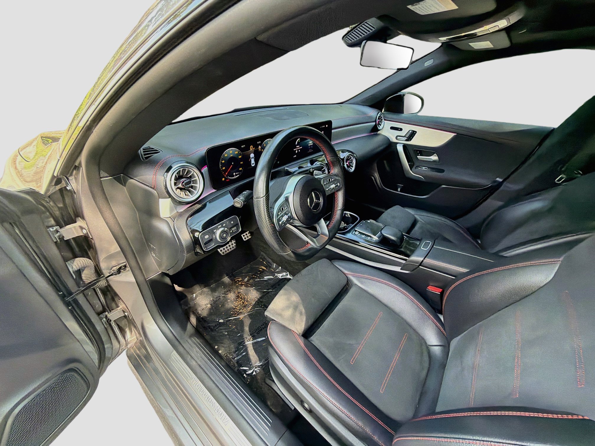 Used 2023 Mercedes-Benz CLA 250 image 9