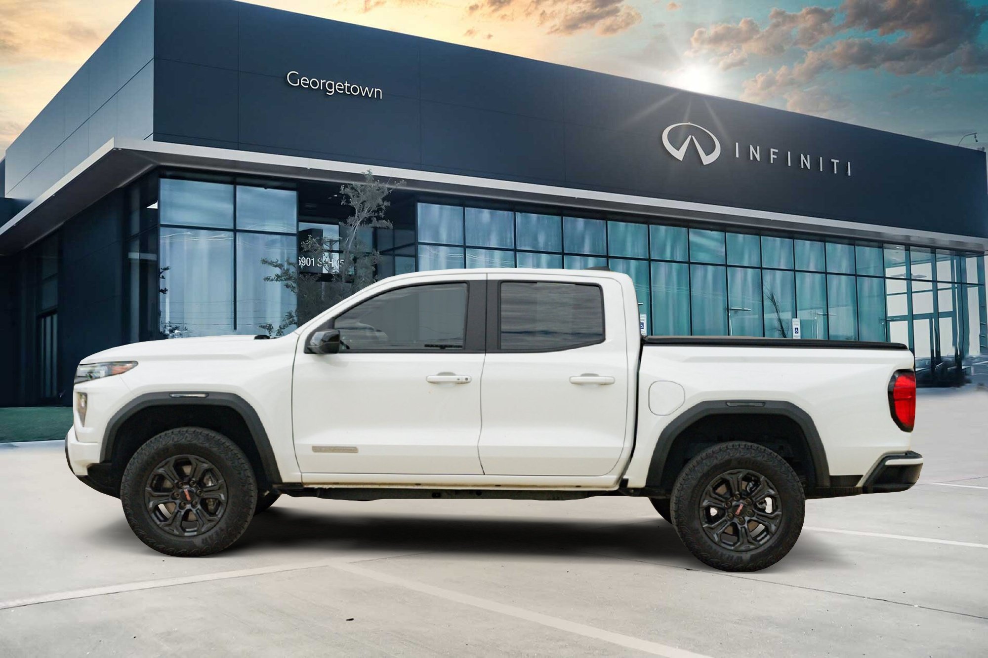 Used 2025 GMC Canyon Elevation w/ Convenience Package RWD image 7
