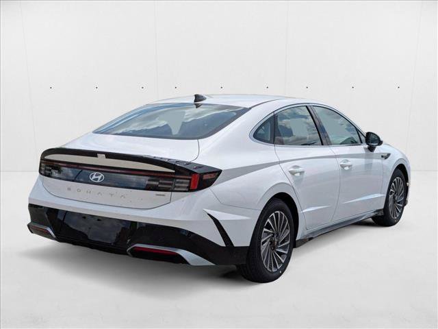 New 2025 Hyundai Sonata SEL FWD image 2