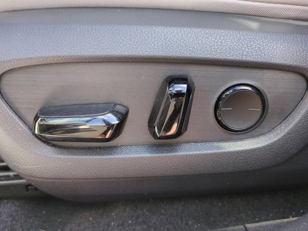 Used 2023 Lexus RX 350 Premium w/ Cold Area Package FWD image 16