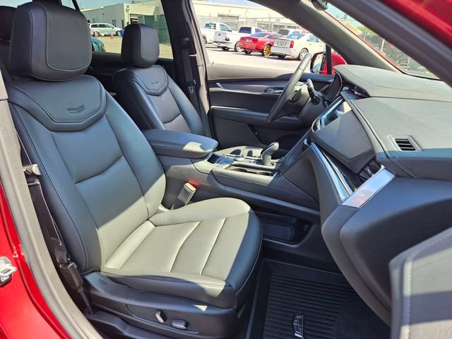 Used 2025 Cadillac XT6 Luxury FWD image 20